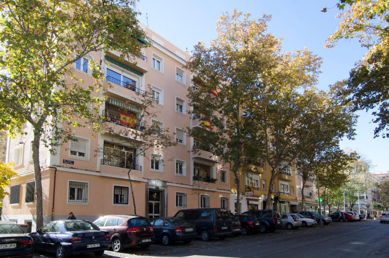 2 Bedrooms 2 Bathrooms Furnished - Bernabeu - Business Area With Terrace - Minty Stay Madrid Exteriör bild