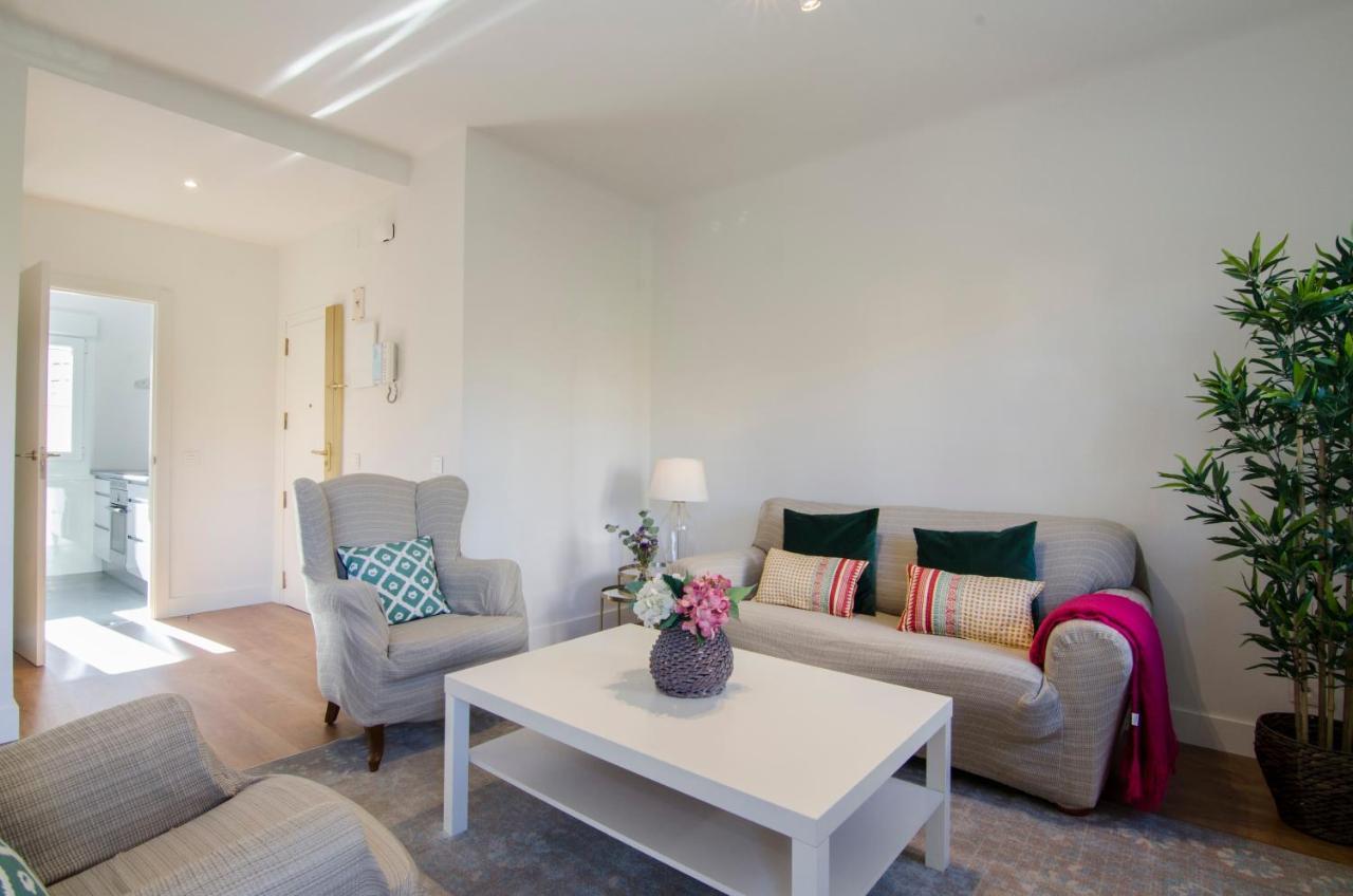2 Bedrooms 2 Bathrooms Furnished - Bernabeu - Business Area With Terrace - Minty Stay Madrid Exteriör bild