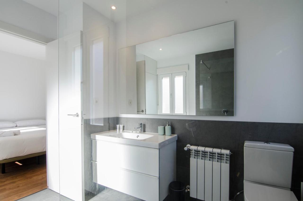 2 Bedrooms 2 Bathrooms Furnished - Bernabeu - Business Area With Terrace - Minty Stay Madrid Exteriör bild