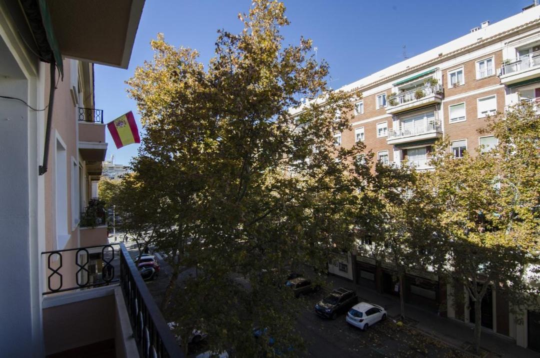 2 Bedrooms 2 Bathrooms Furnished - Bernabeu - Business Area With Terrace - Minty Stay Madrid Exteriör bild