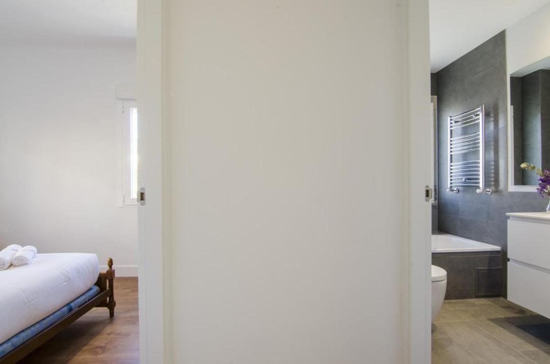 2 Bedrooms 2 Bathrooms Furnished - Bernabeu - Business Area With Terrace - Minty Stay Madrid Exteriör bild