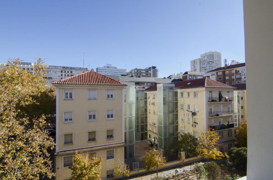 2 Bedrooms 2 Bathrooms Furnished - Bernabeu - Business Area With Terrace - Minty Stay Madrid Exteriör bild