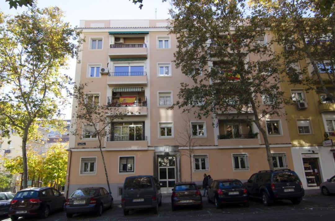 2 Bedrooms 2 Bathrooms Furnished - Bernabeu - Business Area With Terrace - Minty Stay Madrid Exteriör bild